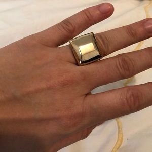 Banana Republic “golden” ring